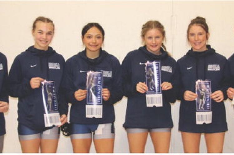 Advancing to state are, from left: Britney Rueb, Sydney Johnson, Jasmine Ruelas-Hertz, Hadlee Kracht, Harper Kracht and Hope Kemnitz. Photo by Becky Tycz