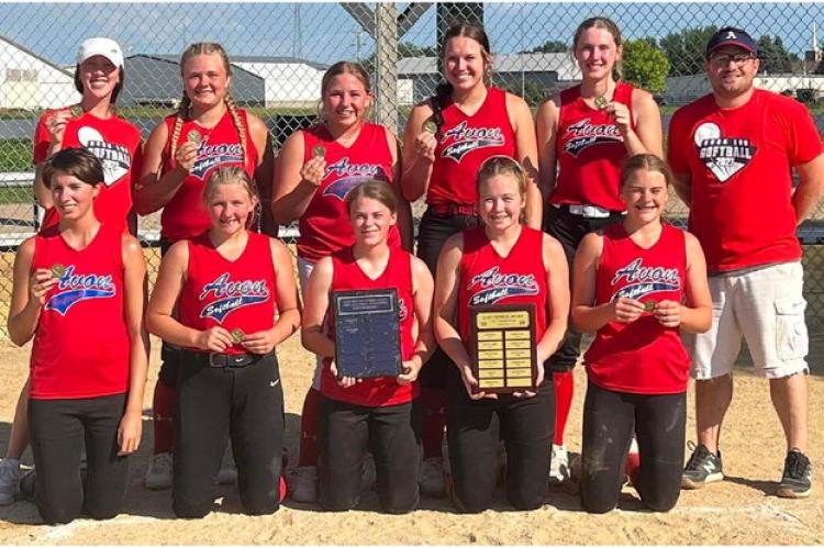 AVON GIRLS WINS LMVL FOR FIRST TIME IN THE 18U DIVISION 