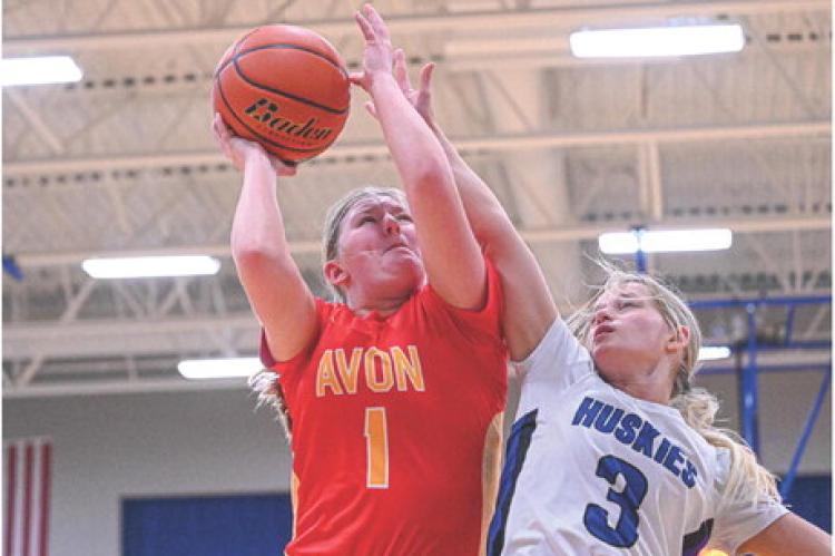 Jordyn Voigt for 2 points.