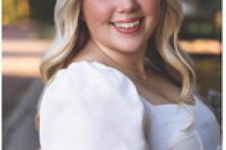 Karlie DeVries