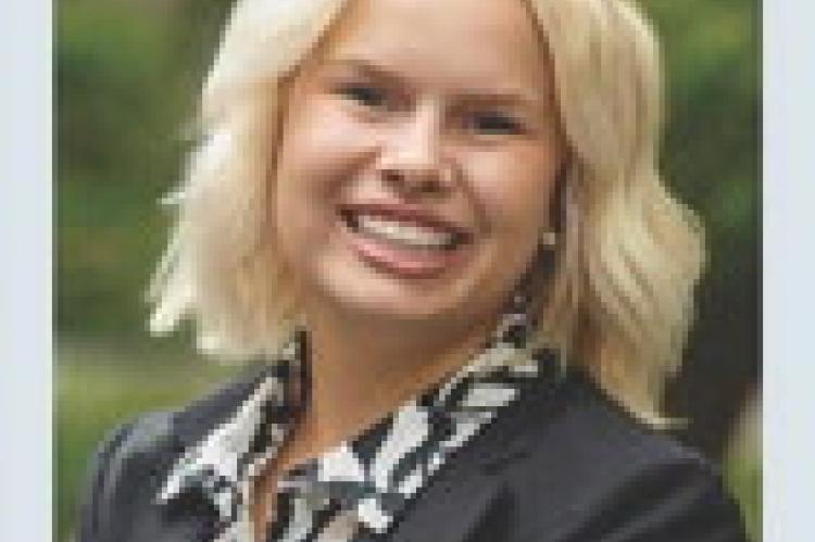 SARAH SWIER NAMED TO DEAN'S LIST