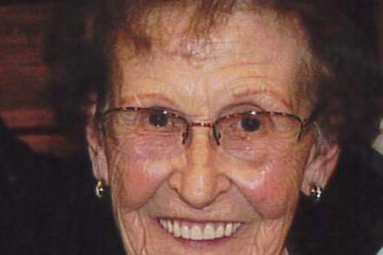 ELAINE CIHAK