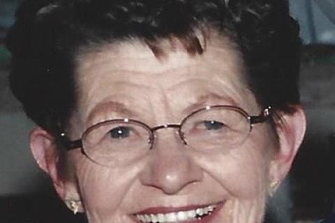 	DELORES YOUNGBLUTH 