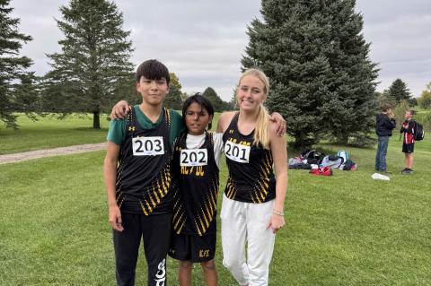 AC/DC THUNDER RUNNERS WRAP UP CROSS COUNTRY SEASON AT REGION MEET