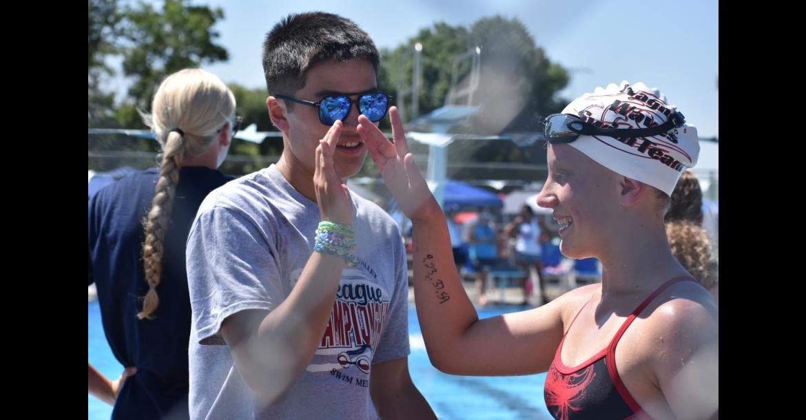 WAGNER WAVES EARNS 3RD PLACE AND SPORTSMANSHIP AWARD AT JRVL CHAMPIONSHIP SWIM MEET