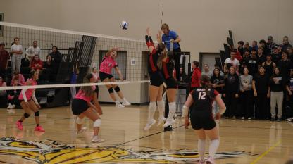 AC/DC THUNDER VOLLEYBALL BATTLES THROUGH BUSY WEEK OF COMPETITION