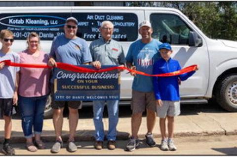 DANTE CELEBRATES NEW BUSINESSES AT RIBBON CUTTINGS