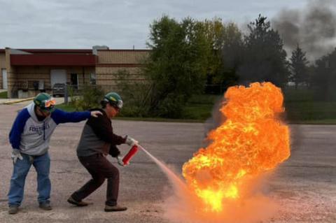 FIRE EXTINGUISHERS TRAINING FOR CERT