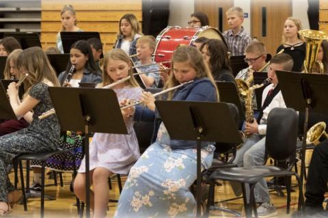 MIDDLE SCHOOL SPRING CONCERT