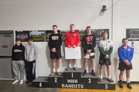 Hunter Wiechmann 5-1 earned 3rd place