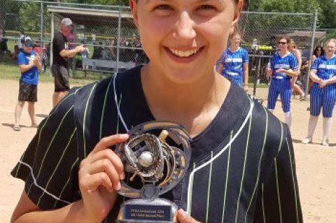 JANIS AND THE MT. VERNON VENOM TAKE 2ND PLACE