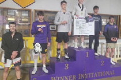 Grady Bartunek placed 6th in his weight bracket.