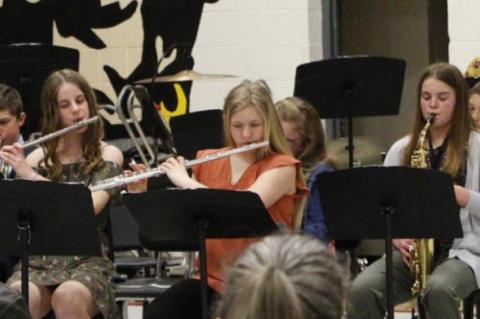 6-12 Spring Concert Held
