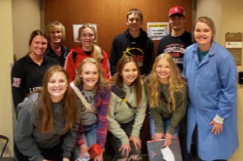 HOSA MEMBERS TOUR USD MEDICAL FACILITIES