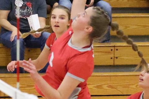 LADY RED RAIDERS DEFEAT AC/DC THUNDER ON SENIOR NIGHT 