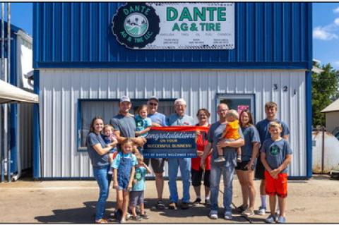 DANTE CELEBRATES NEW BUSINESSES AT RIBBON CUTTINGS
