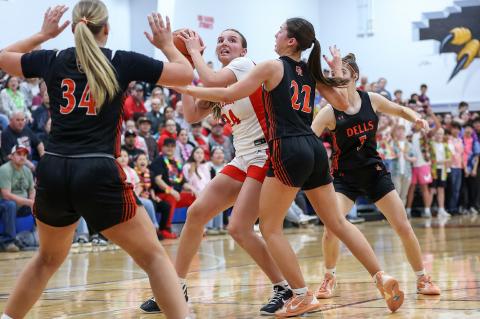 PHOTOS BY BARB PECHOUS | PECHOUS.SMUGMUG.COM Ashlyn Koupal