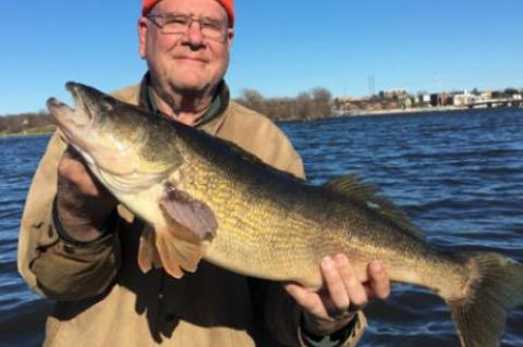 HOW TEXANS HUNT RATTLE SNAKES