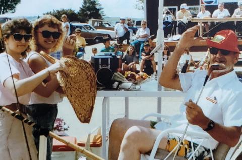 Article Image Alt Text