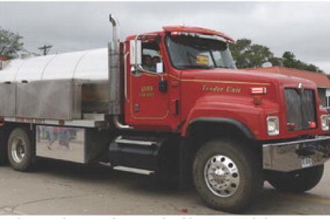 AVON FIRE DEPARTMENT JOINS FESTIVITIES AT WAGNER PARADE