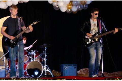 Article Image Alt Text