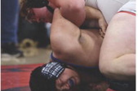 BH/AVON WRESTLERS WIN TEAM TITLE AT TOM STUDELSKA INVITE