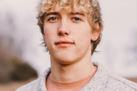 Article Image Alt Text