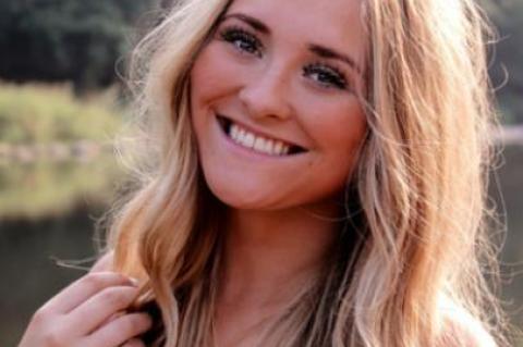 Article Image Alt Text