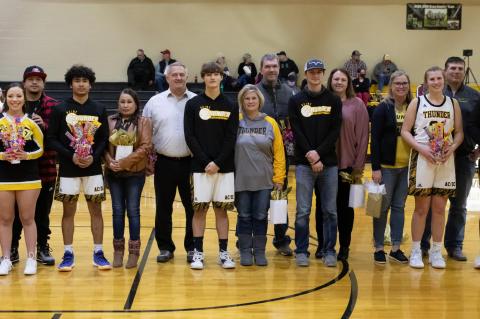 ANDES CENTRAL/DAKOTA CHRISTIAN HONOR SENIORS & PARENTS