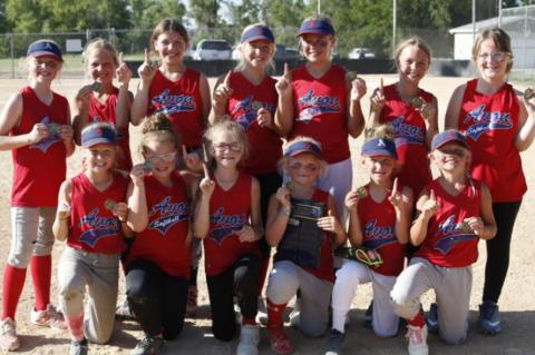 10U GIRLS SOFTBALL CLUTCH CHAMPIONSHIP TITLE