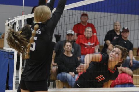 WAGNER SWEEPS MVP IN 3 SETS