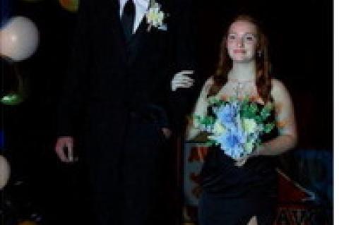 Jamisen Pelton and Alyssa Weisz