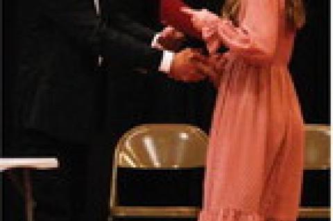 Article Image Alt Text