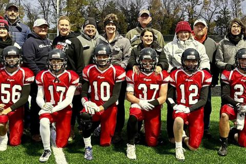 	SENIORS AND THEIR PARENTS RECOGNIZED